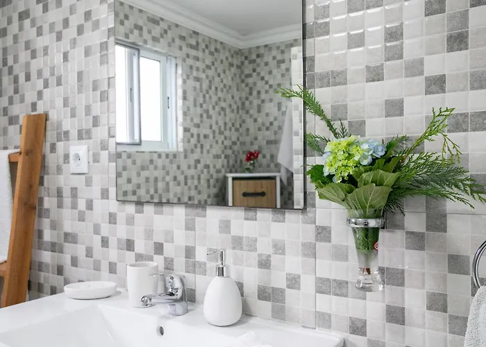 Maria's Haven * Santo Antonio (Sao Miguel)